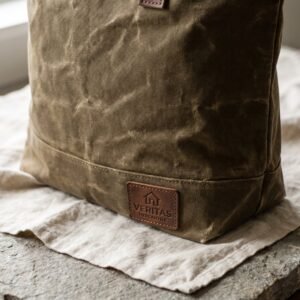 Tote, waxed canvas in waxed canvas