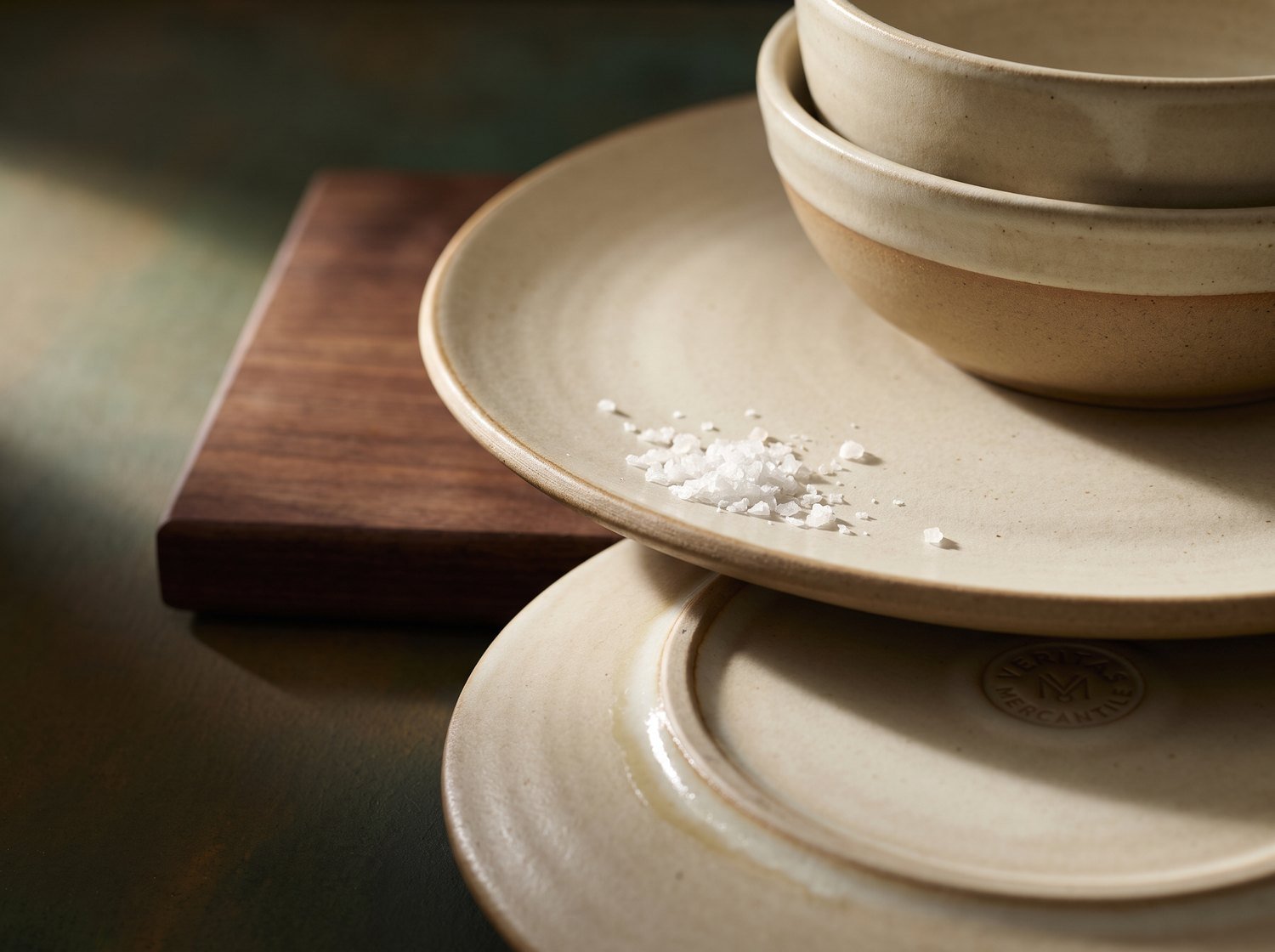 Stoneware Dinner Service, 12 piece in glazed stoneware